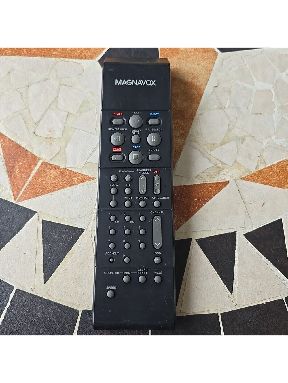 Magnavox VCR Remote Control VSQS0901 No Battery Cover